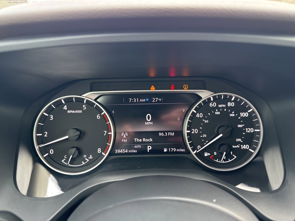 Used 2022 Nissan Rogue SV image 18