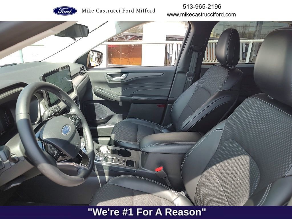 Used 2024 Ford Escape SE image 7