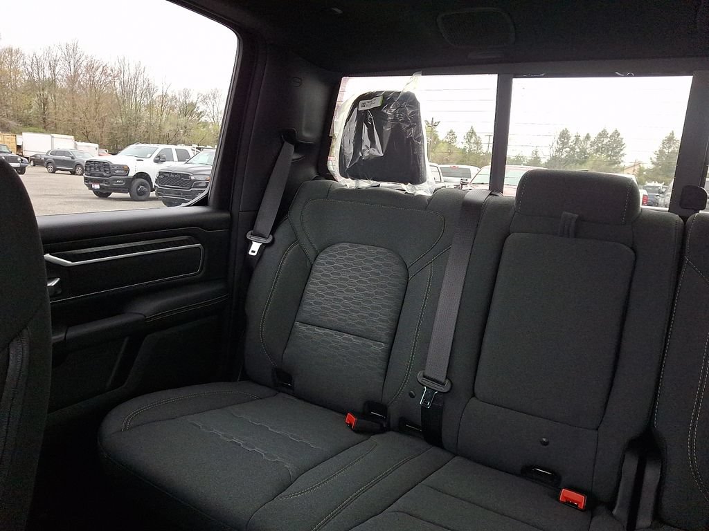 New 2026 RAM 1500 Big Horn AWD/4WD image 13