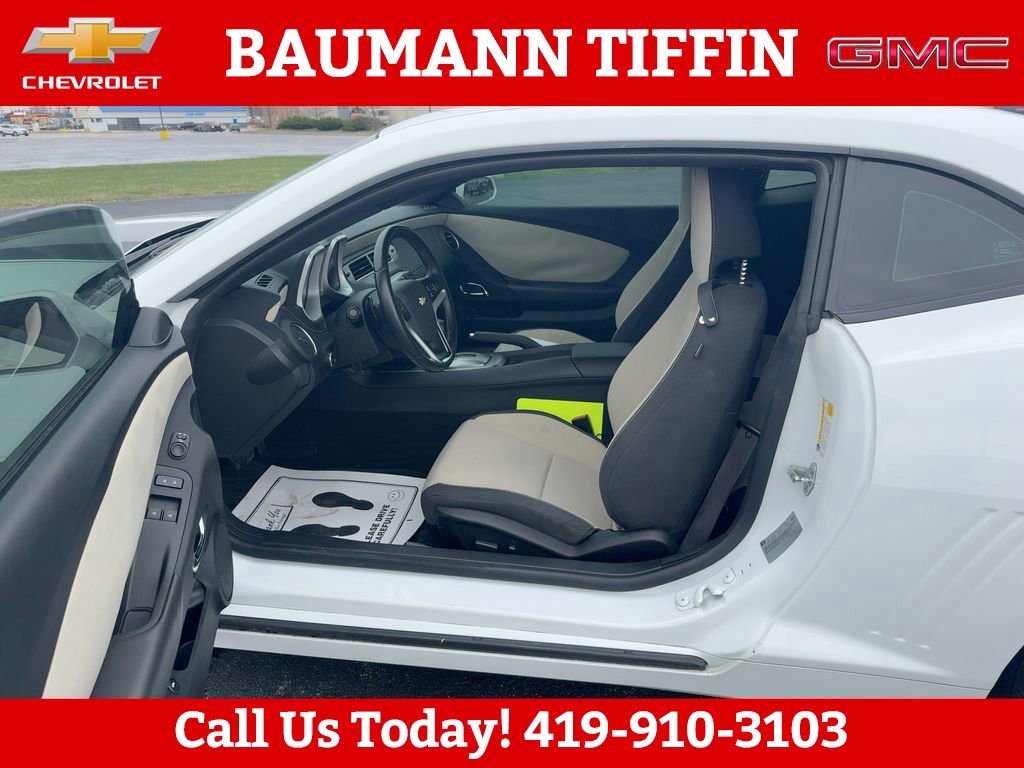 Used 2014 Chevrolet Camaro LT image 19