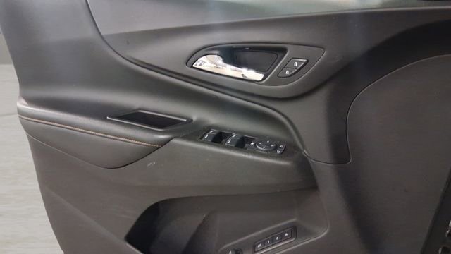 Used 2021 Chevrolet Equinox Premier w/ Redline Edition image 28