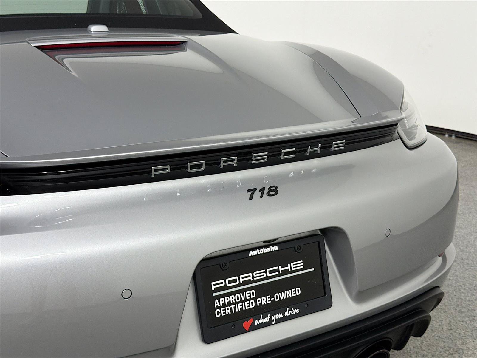 Certified 2025 Porsche 718 Boxster GTS RWD image 17