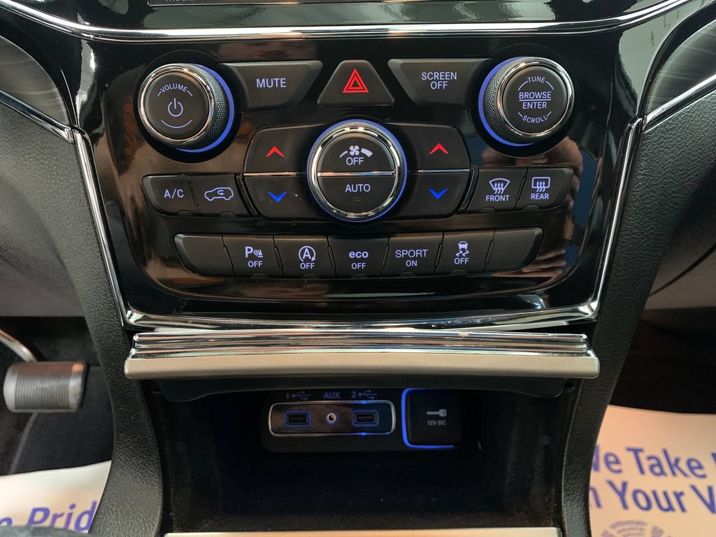 Used 2021 Jeep Grand Cherokee Limited AWD/4WD image 27