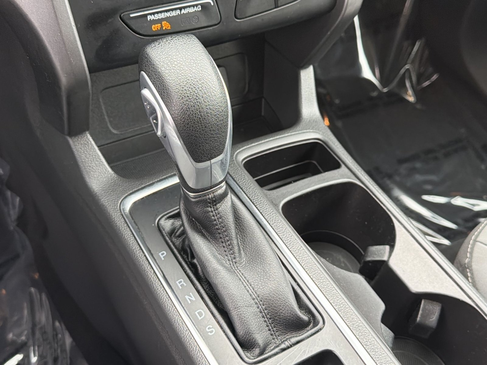 Used 2017 Ford Escape S FWD image 21