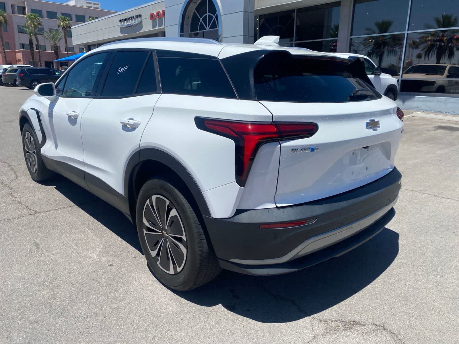 Used 2024 Chevrolet Blazer EV LT AWD/4WD image 9
