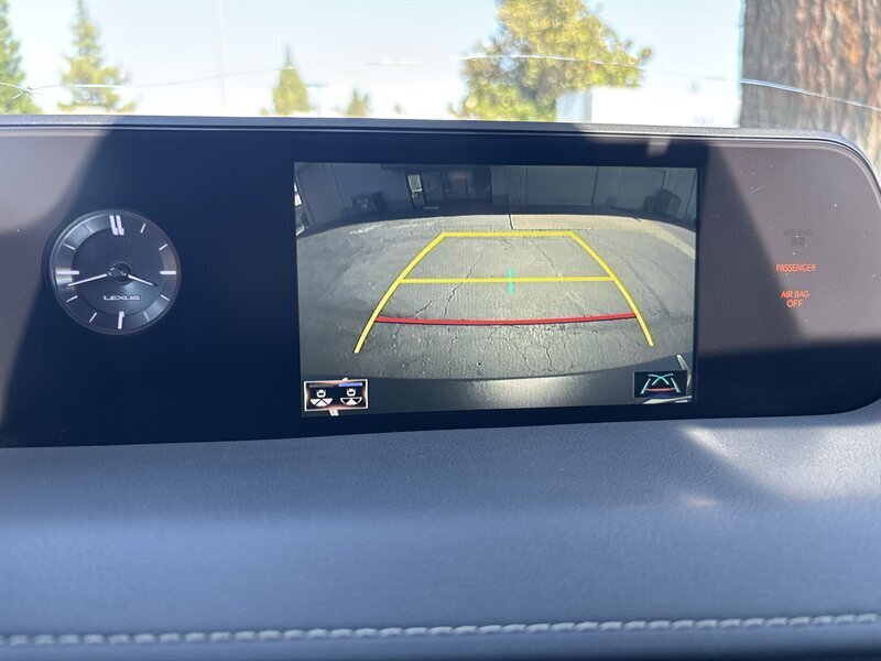 Used 2020 Lexus UX 200 w/ Accessory Package FWD image 42