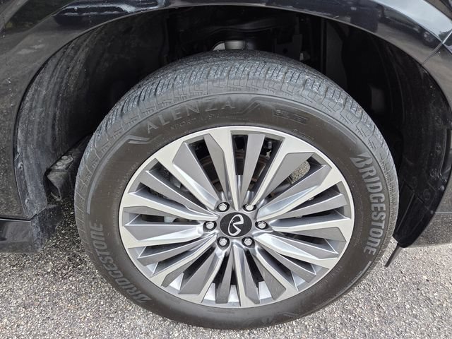 Certified 2025 INFINITI QX80 Sensory AWD/4WD image 9