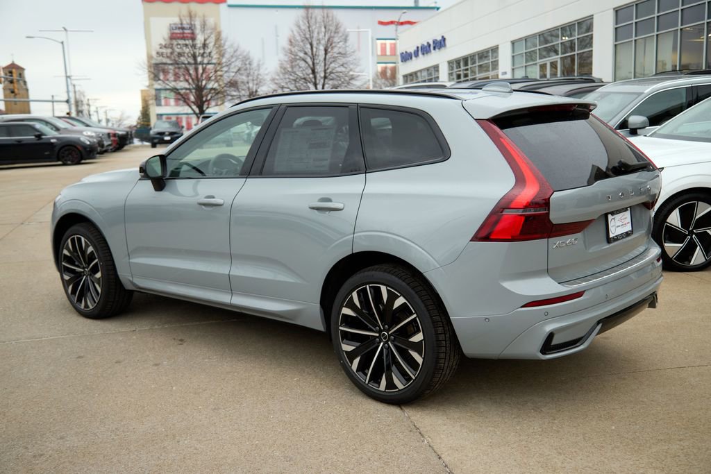 New 2026 Volvo XC60 B5 Ultra w/ Climate Package image 7