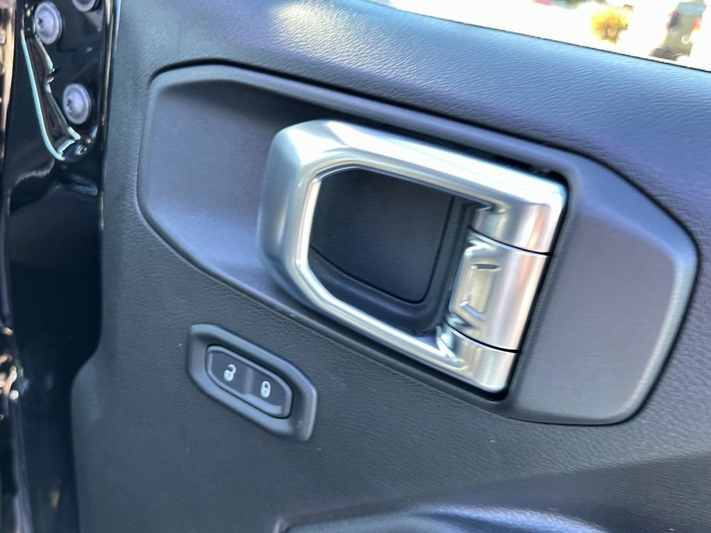 New 2026 Jeep Gladiator Sport AWD/4WD image 14