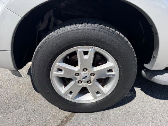 Used 2010 Ford Explorer XLT RWD image 10