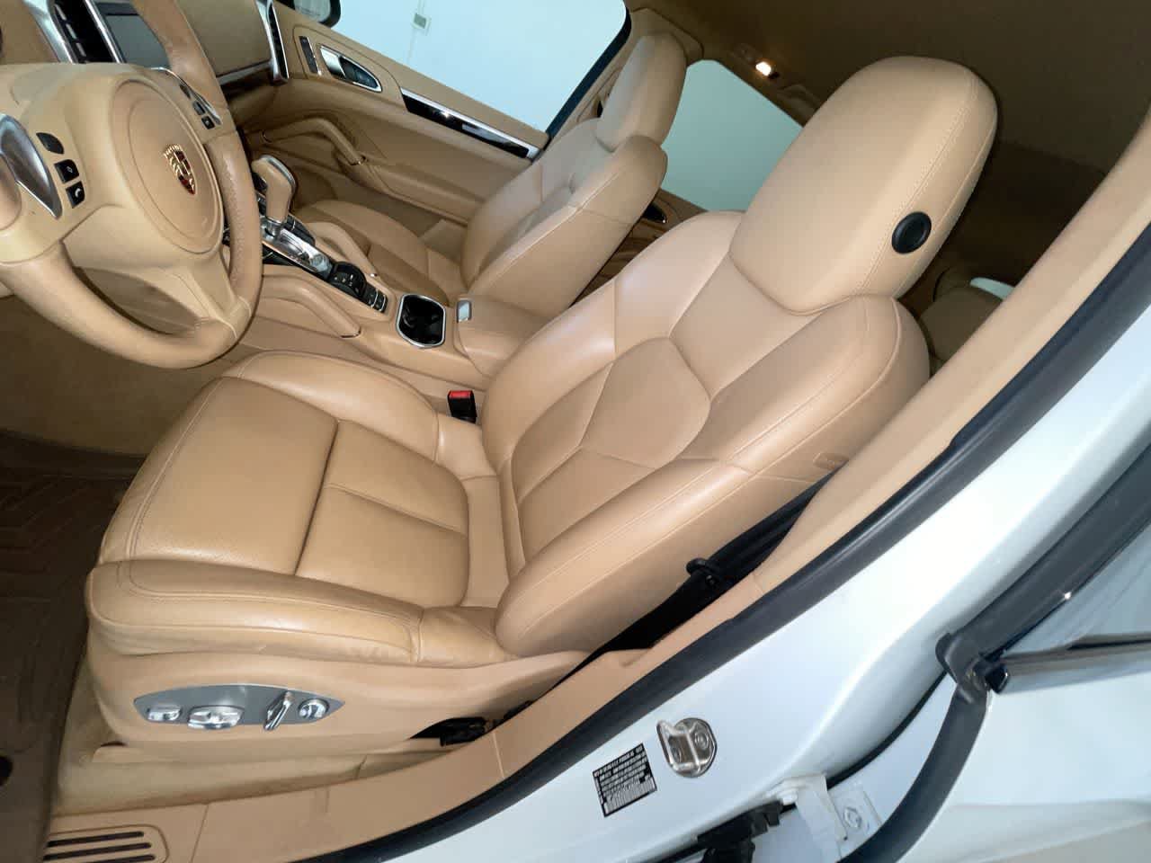 Used 2013 Porsche Cayenne AWD/4WD image 11