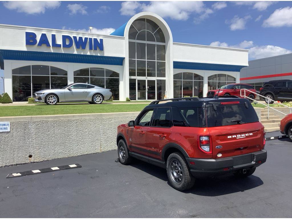 New 2024 Ford Bronco Sport Outer Banks image 5