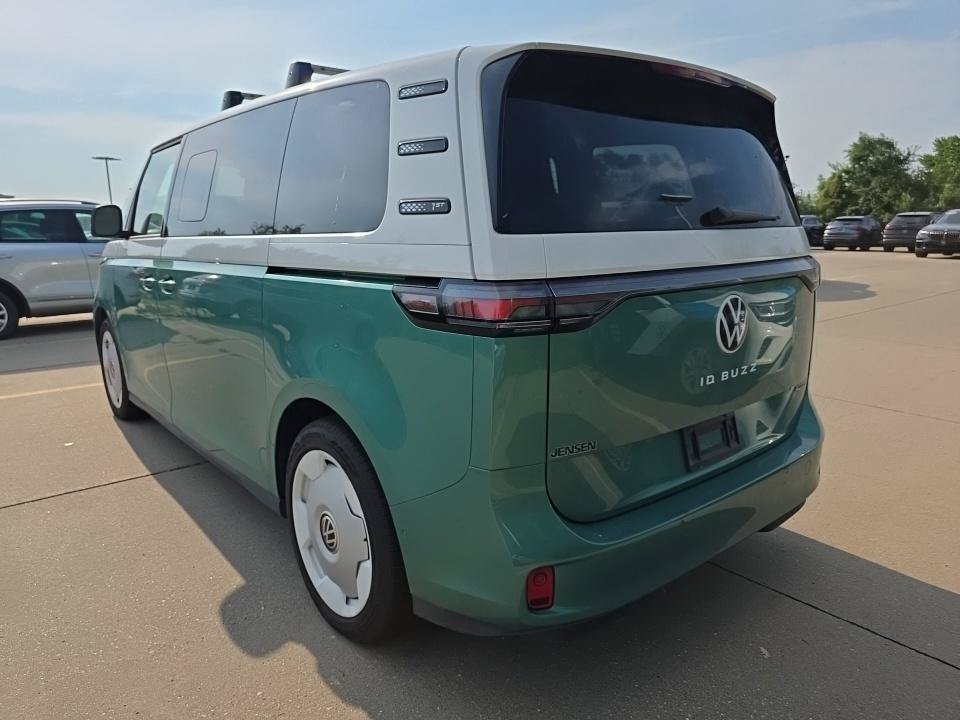 Used 2025 Volkswagen ID. Buzz 1st Edition AWD/4WD image 6