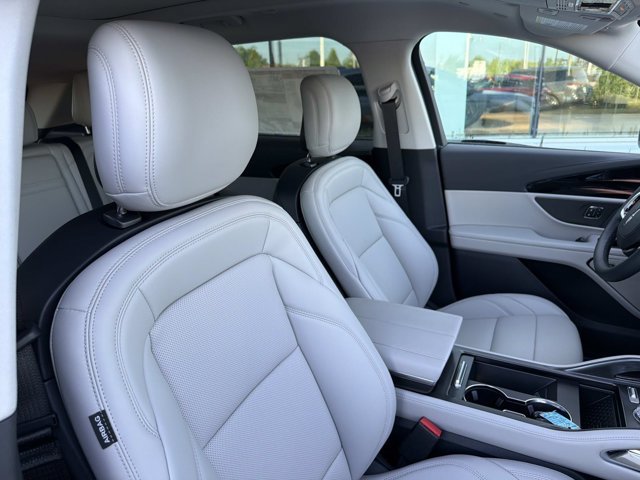 New 2026 Lincoln Nautilus Premier w/ Equipment Group 102A AWD/4WD image 19