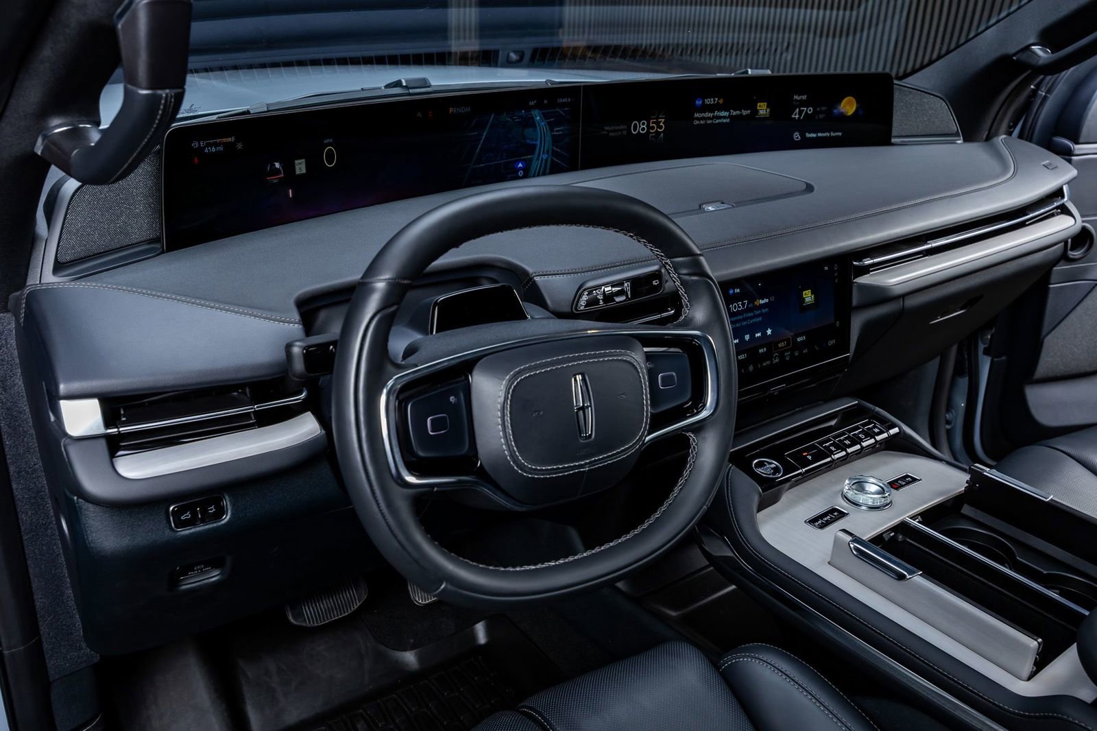 Used 2025 Lincoln Navigator L Reserve w/ Jet Appearance Package image 17