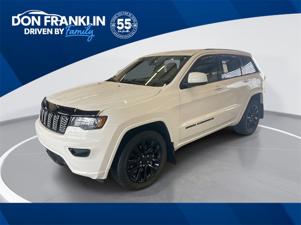Used 2022 Jeep Grand Cherokee Laredo X image 1