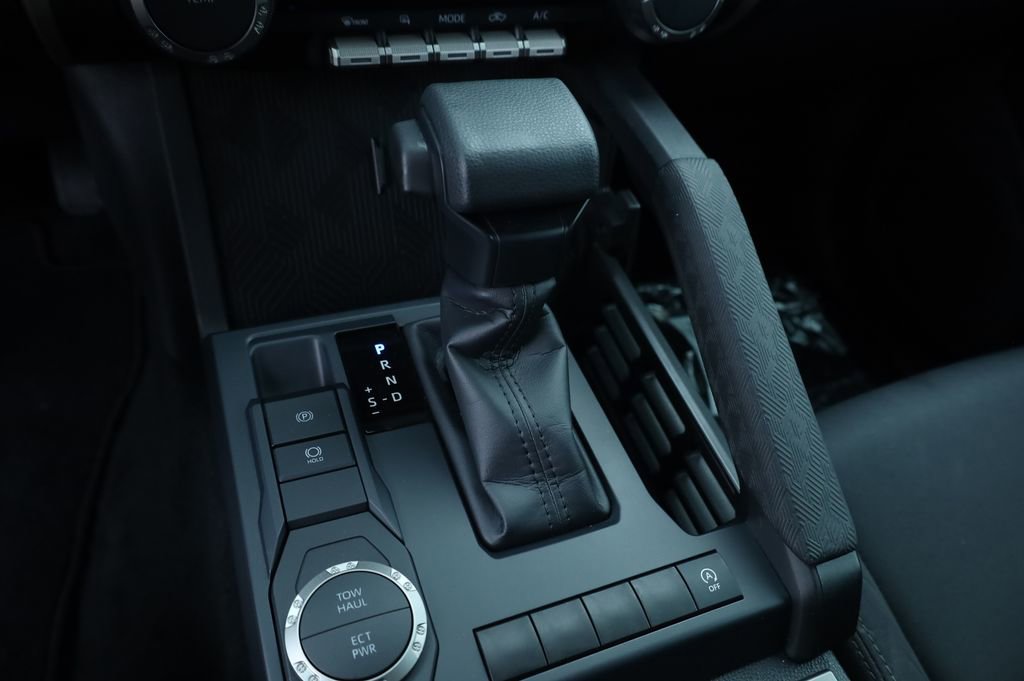 Used 2025 Toyota Tacoma SR5 image 8