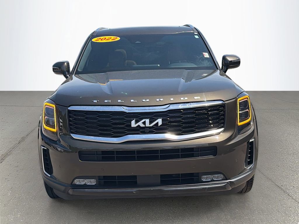 Used 2022 Kia Telluride SX w/ Towing Package FWD image 9