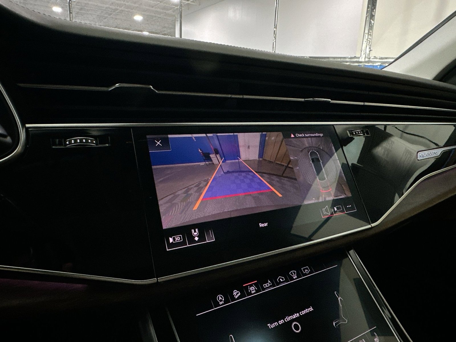 Used 2019 Audi Q8 Prestige image 28