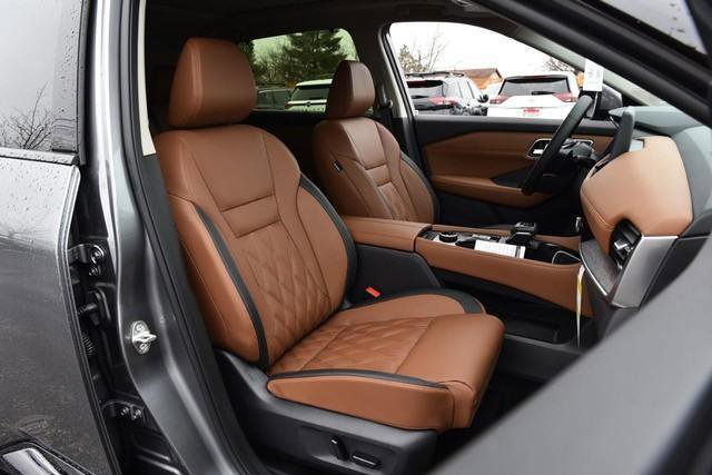 New 2026 Nissan Rogue Platinum image 25