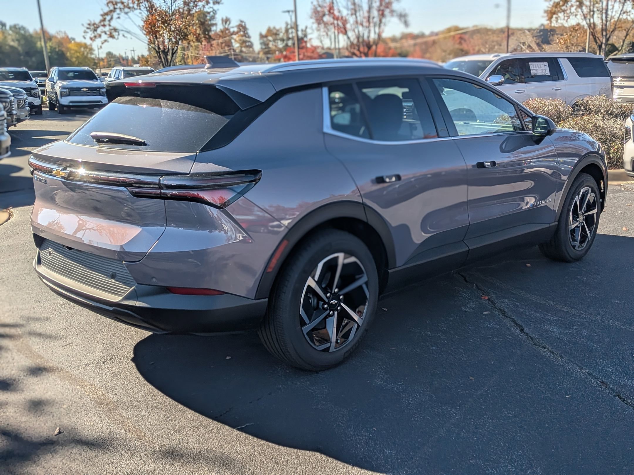 New 2026 Chevrolet Equinox EV LT image 8