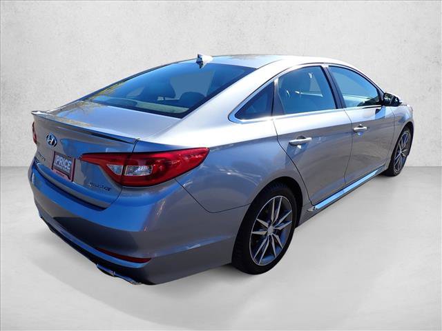 Used 2017 Hyundai Sonata Sport 2.0T FWD image 4