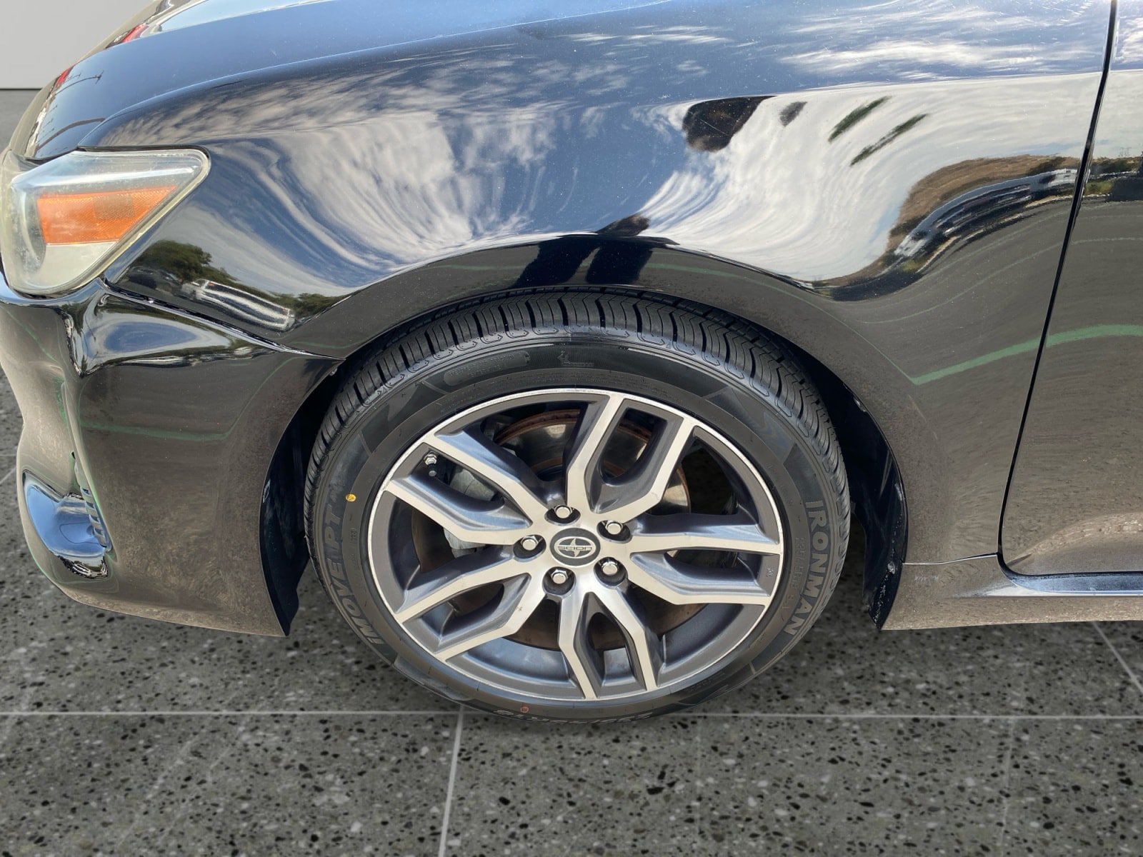 Used 2015 Scion tC FWD image 14