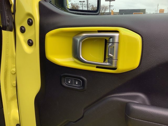 Used 2023 Jeep Gladiator Mojave w/ Trailer Tow Package image 39