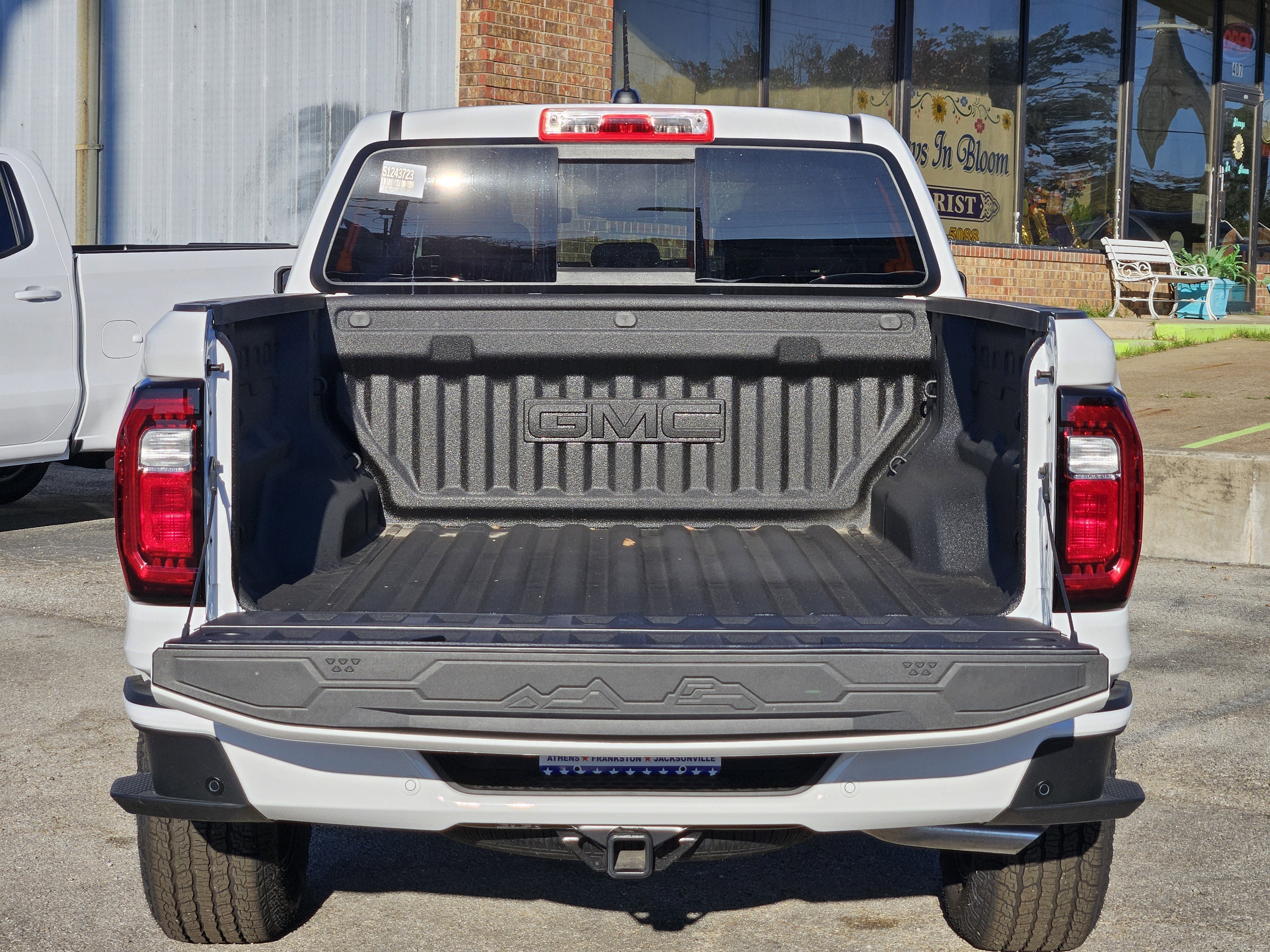New 2025 GMC Canyon Elevation w/ Convenience Package RWD image 5