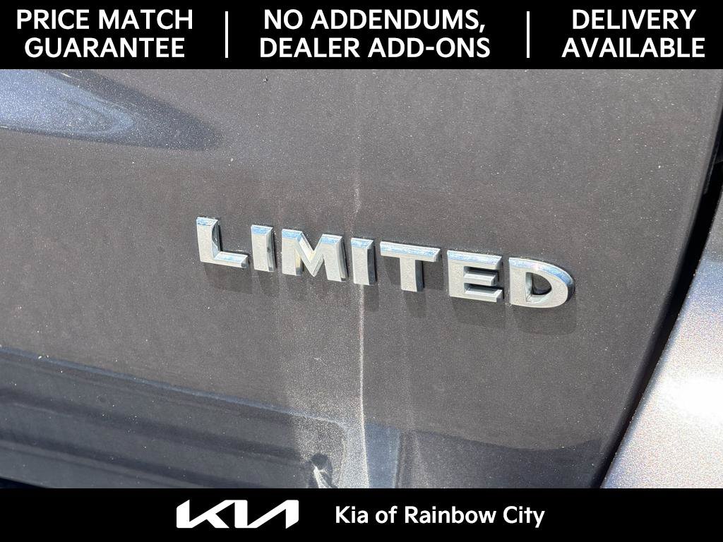 Used 2017 Jeep Grand Cherokee Limited AWD/4WD image 7