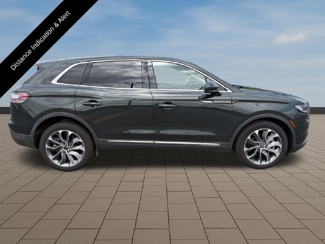 Certified 2023 Lincoln Nautilus Reserve w/ Equipment Group 201A AWD/4WD image 8