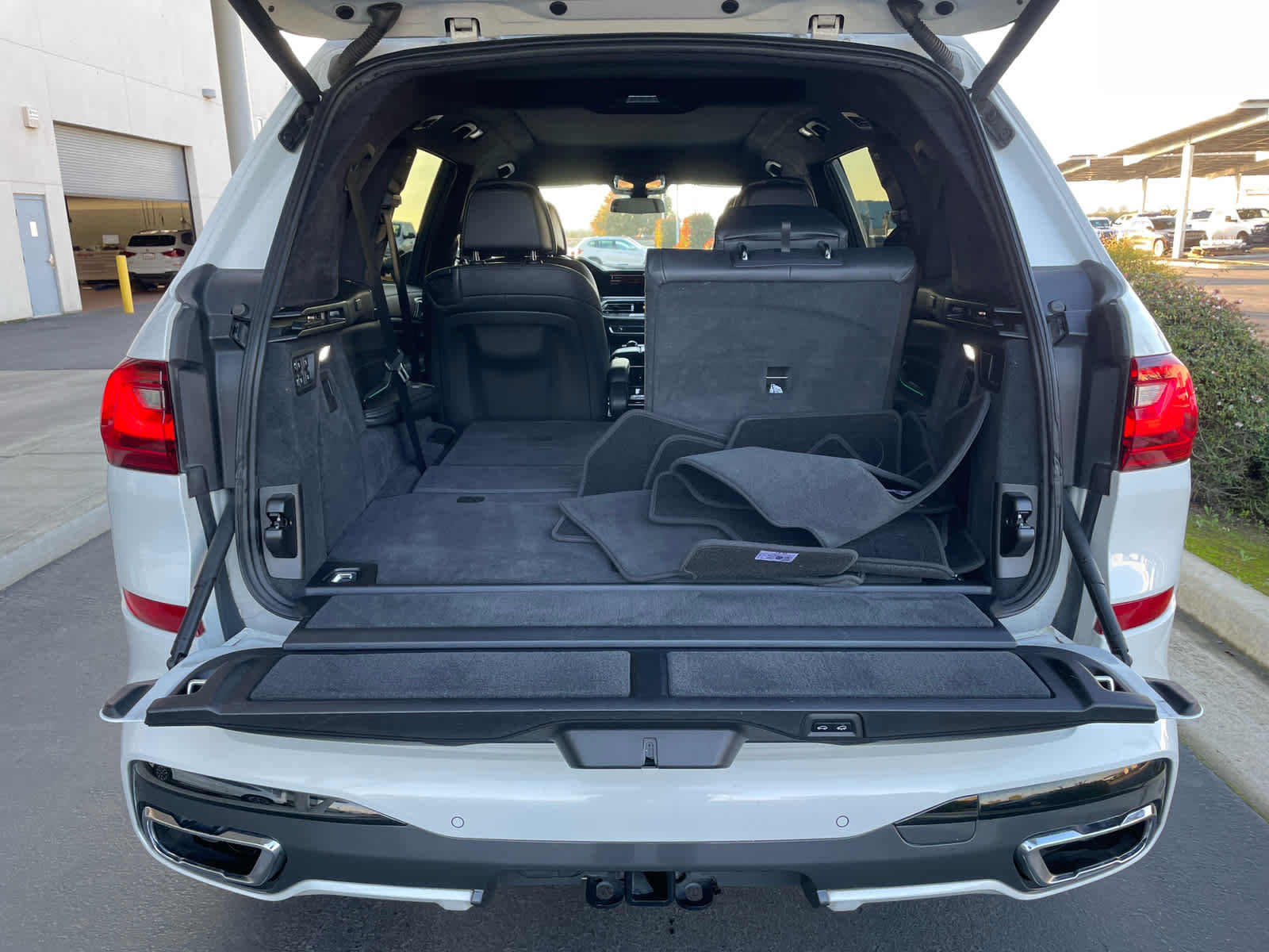 Used 2019 BMW X7 xDrive50i w/ M Sport Package image 20