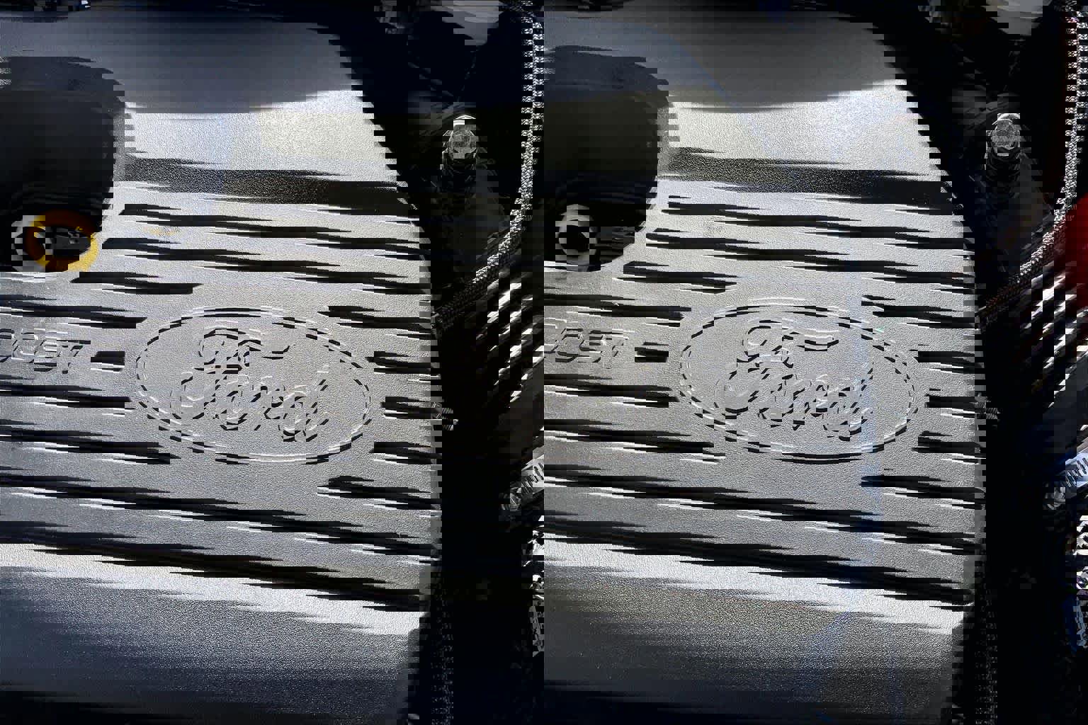 Used 2020 Ford Escape Titanium image 33