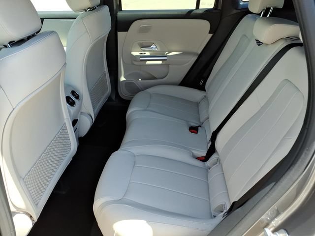 New 2026 Mercedes-Benz GLA 250 4MATIC image 18