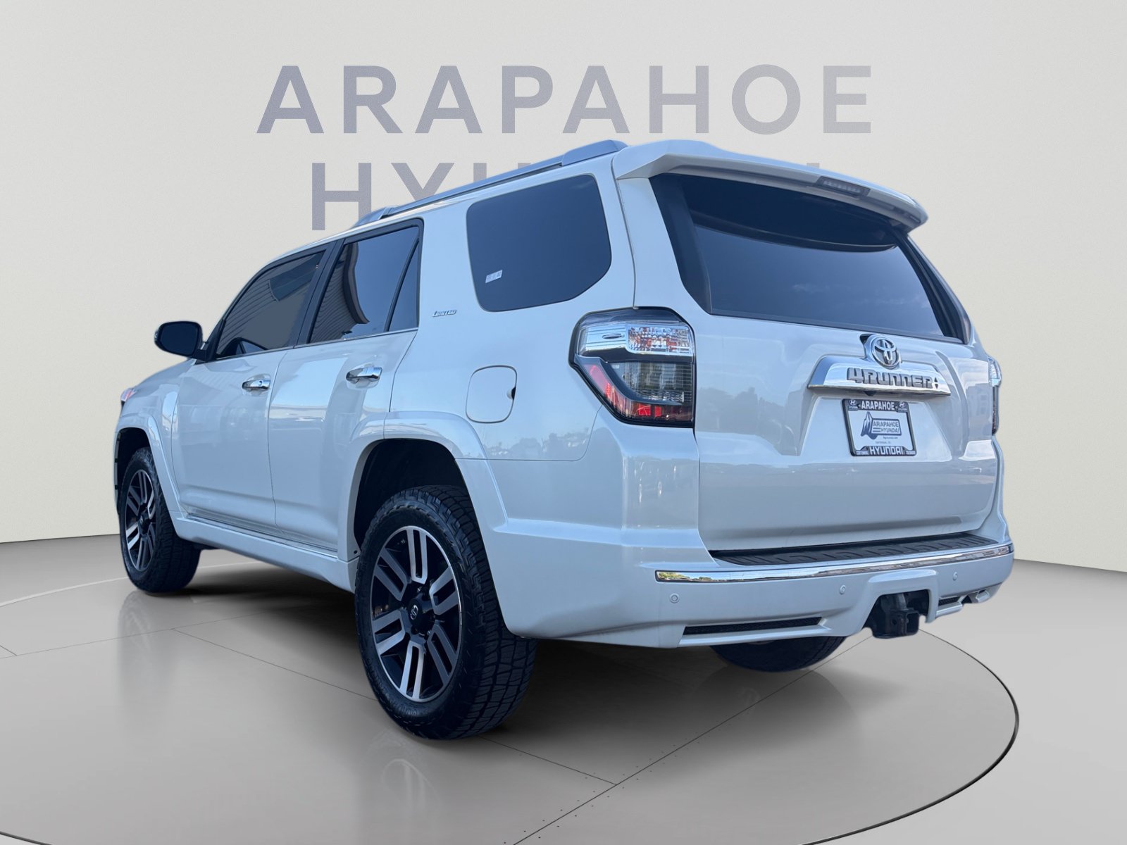Used 2018 Toyota 4Runner Limited AWD/4WD image 3