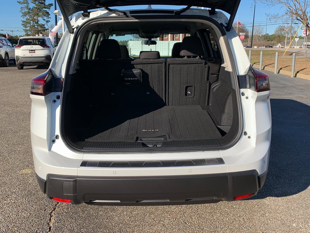 New 2026 Nissan Rogue SV image 4