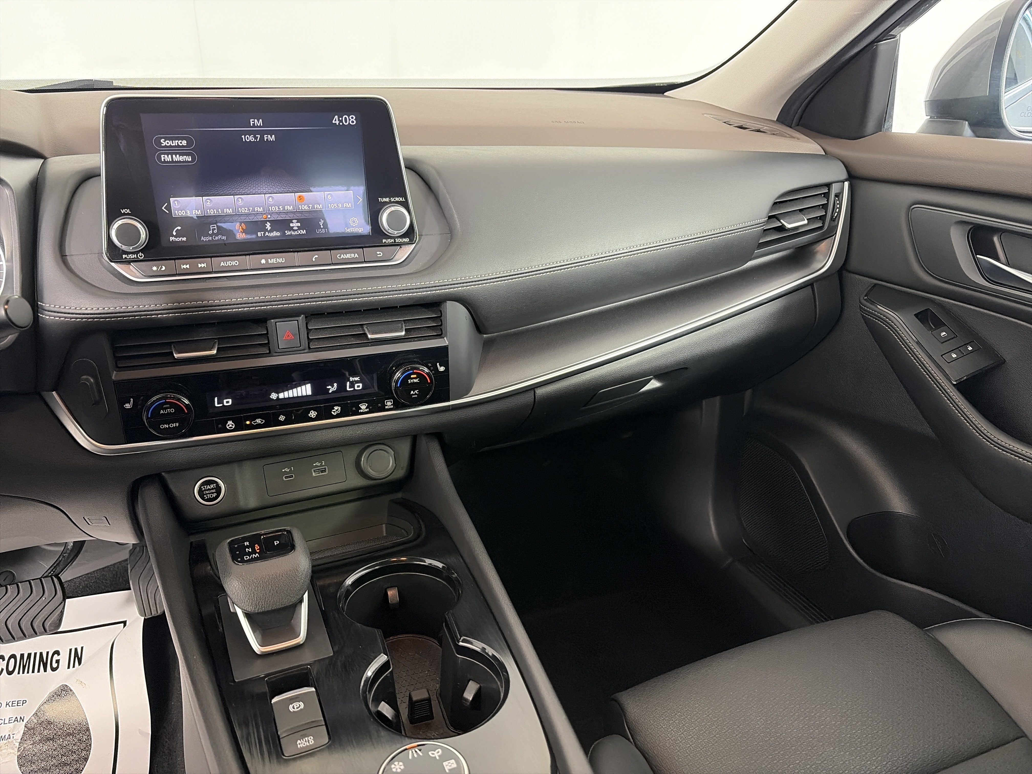 Certified 2023 Nissan Rogue SV w/ SV Premium B Package AWD/4WD image 10