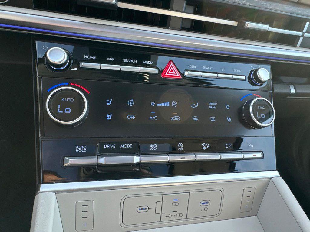 New 2027 Hyundai Santa Fe Calligraphy AWD/4WD image 16
