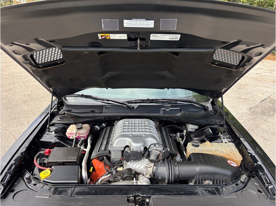 Used 2015 Dodge Challenger SRT Hellcat image 45