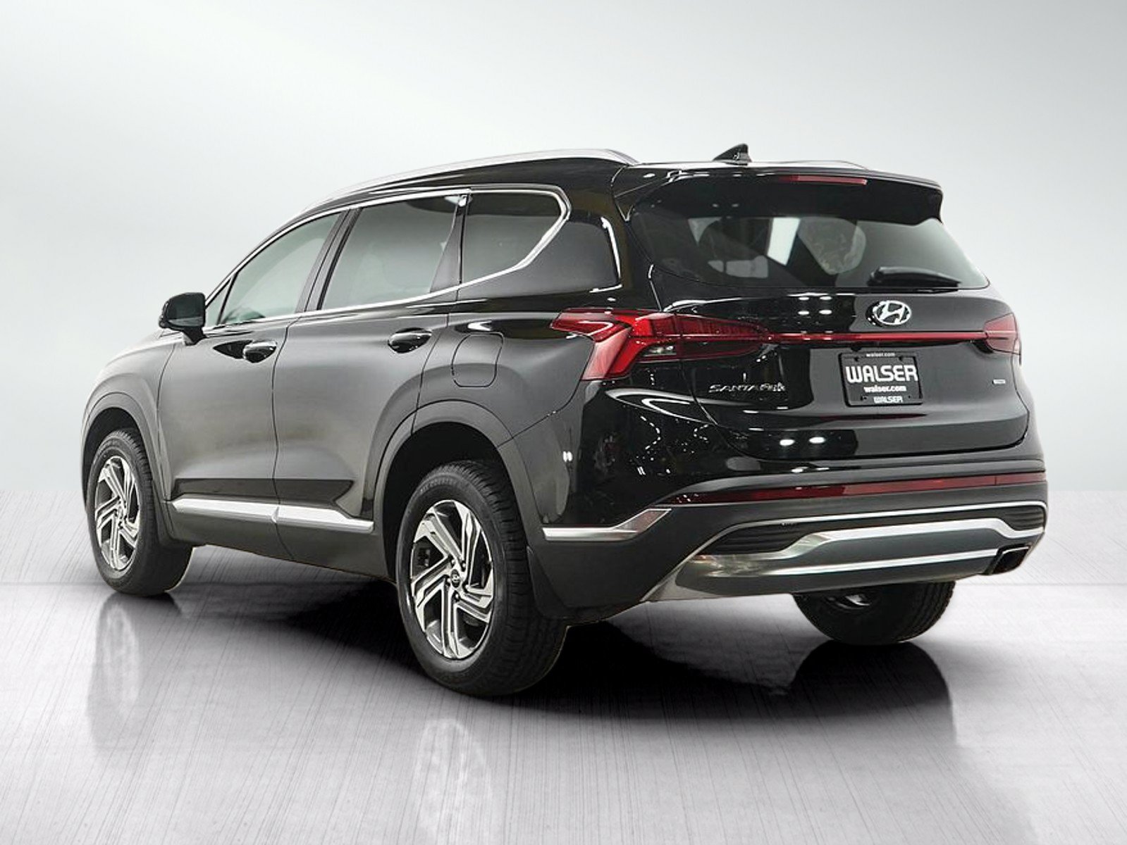 Certified 2023 Hyundai Santa Fe SEL w/ Premium Package AWD/4WD image 3