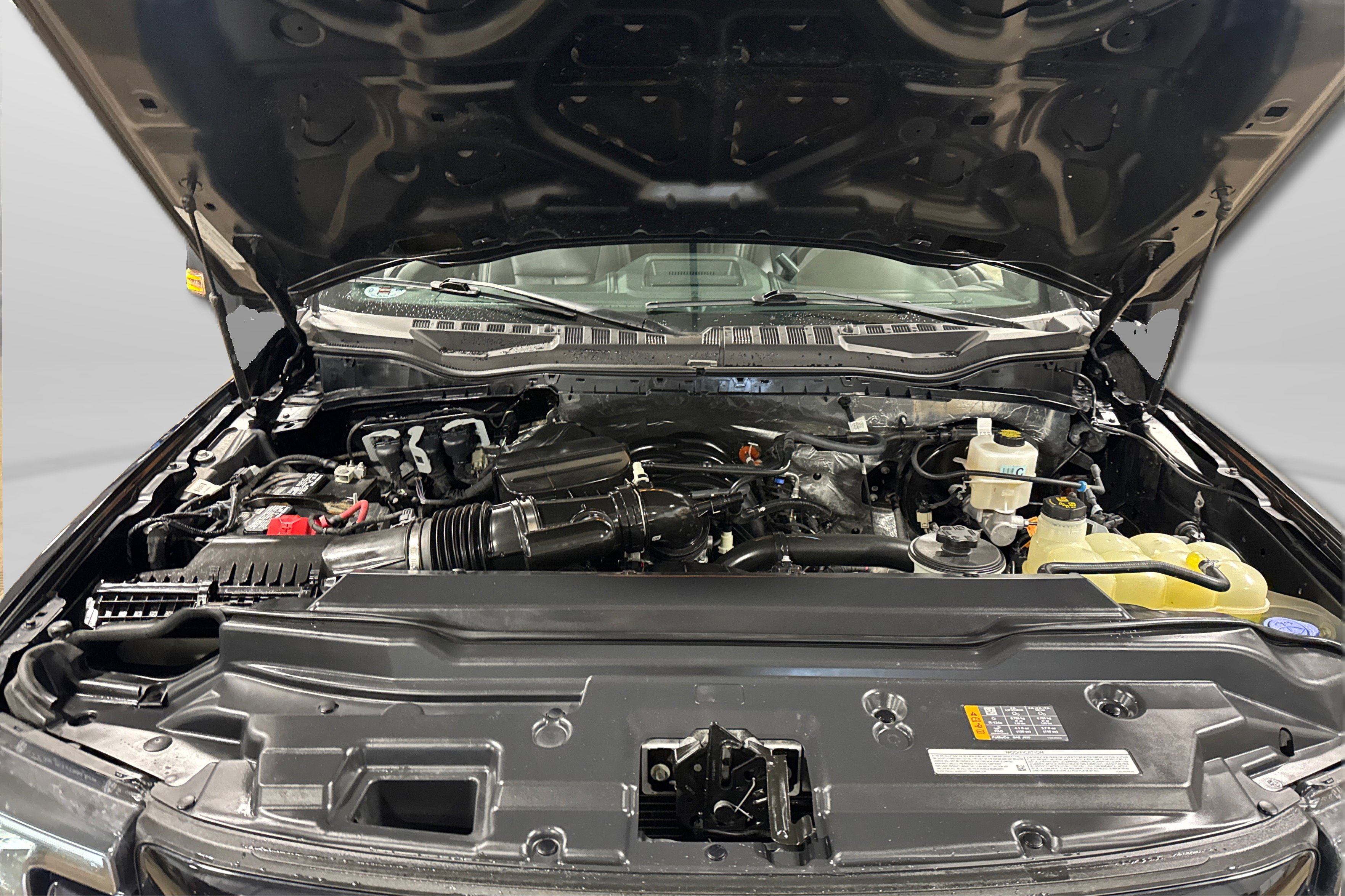 Used 2022 Ford F250 Lariat w/ Black Appearance Package image 12