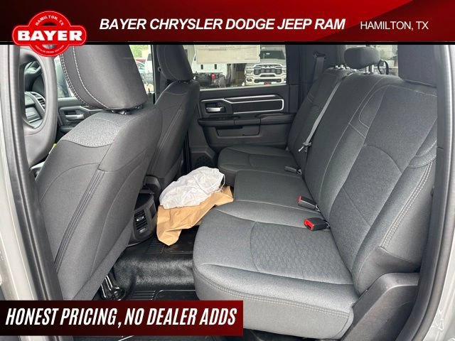 New 2026 RAM 3500 Big Horn AWD/4WD image 18