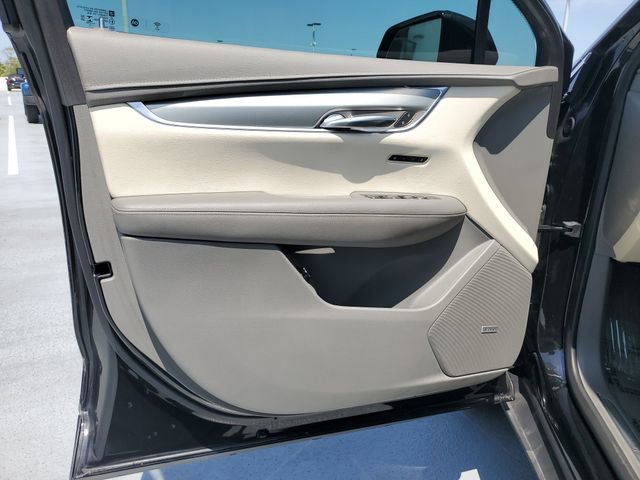 Used 2022 Cadillac XT5 Premium Luxury FWD image 31