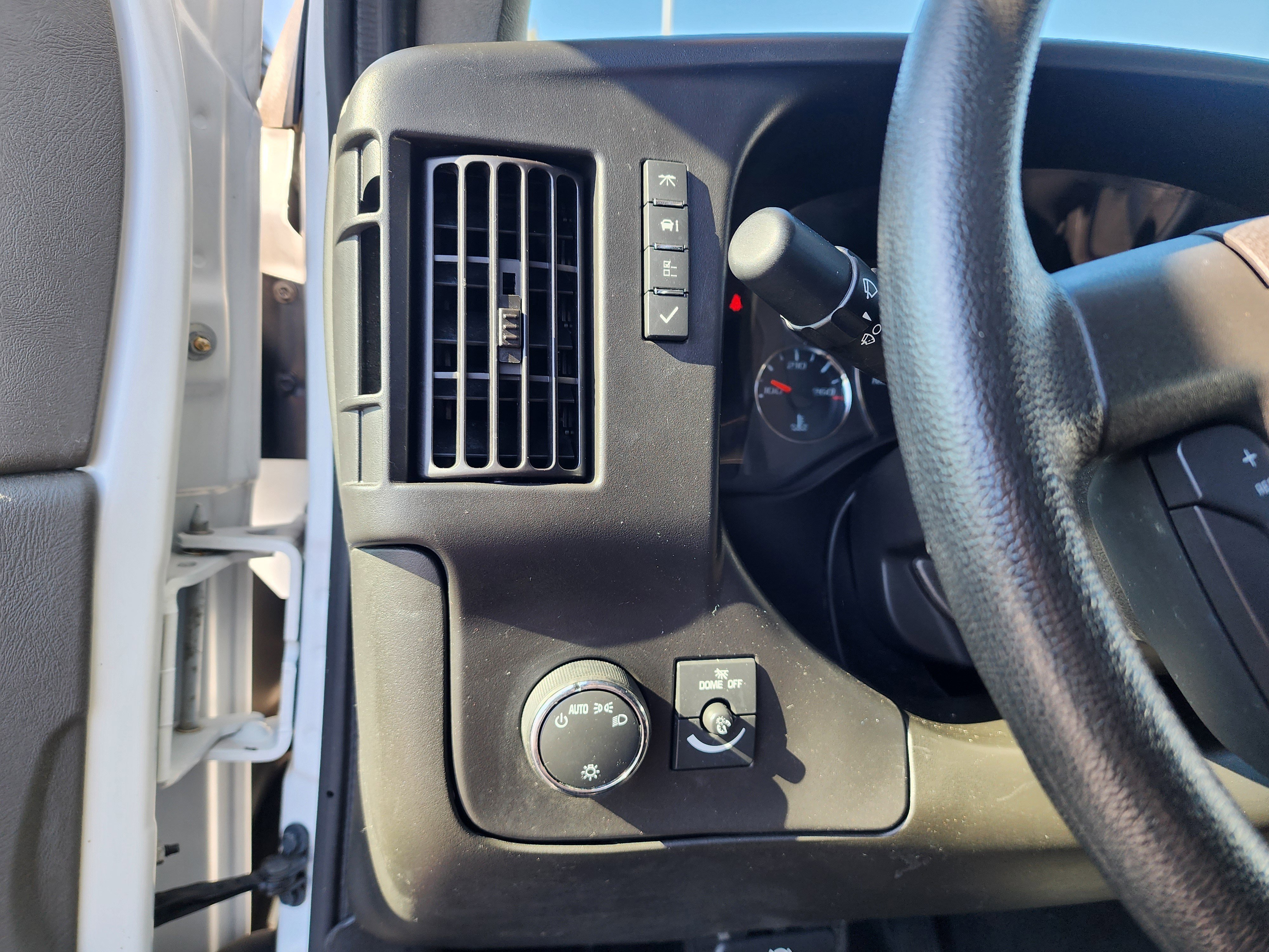 Used 2024 Chevrolet Express 2500 w/ Driver Convenience Package image 26
