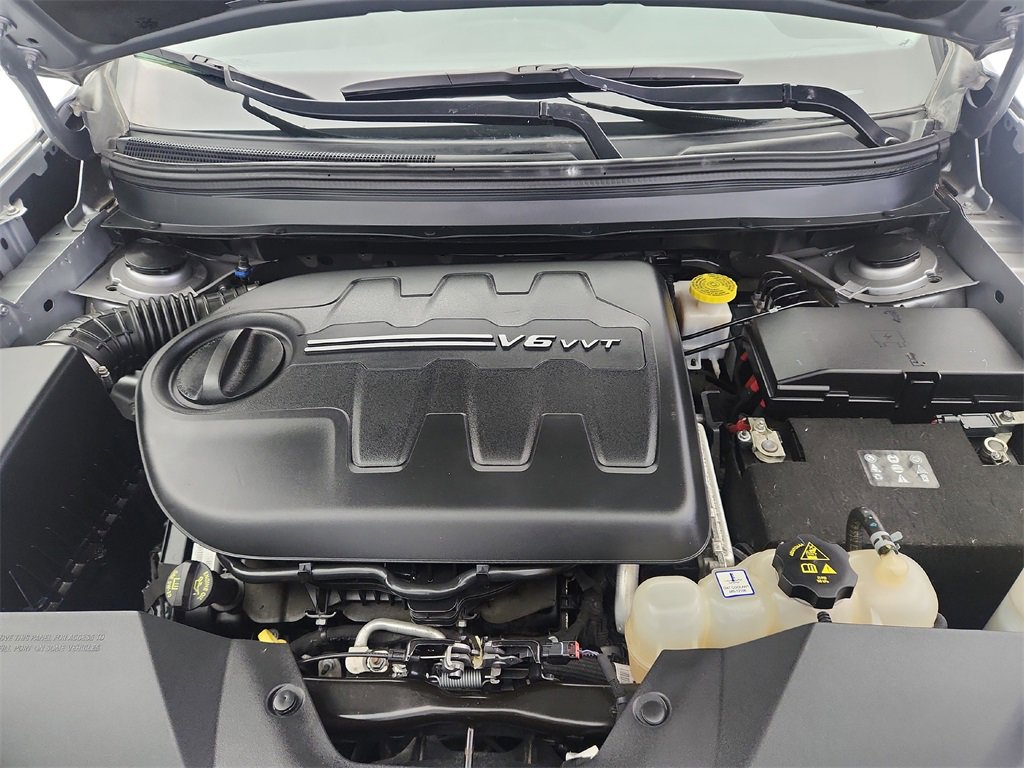 Used 2019 Jeep Cherokee Latitude Plus image 36