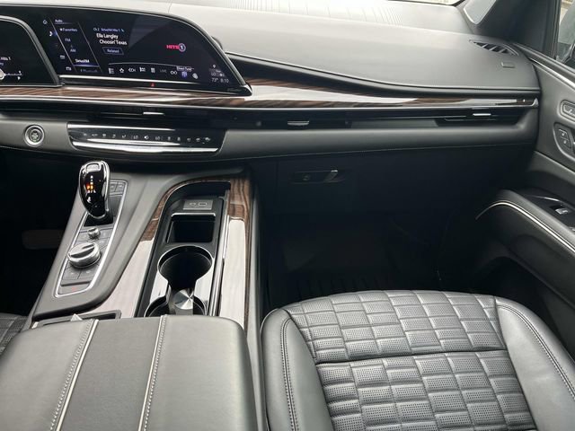 Used 2023 Cadillac Escalade ESV Sport Platinum image 13