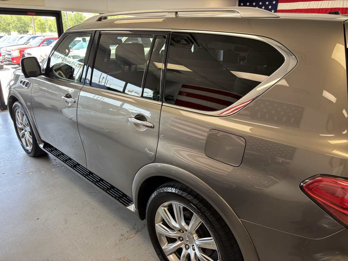 Used 2014 INFINITI QX80 2WD w/ Deluxe Touring Package image 12