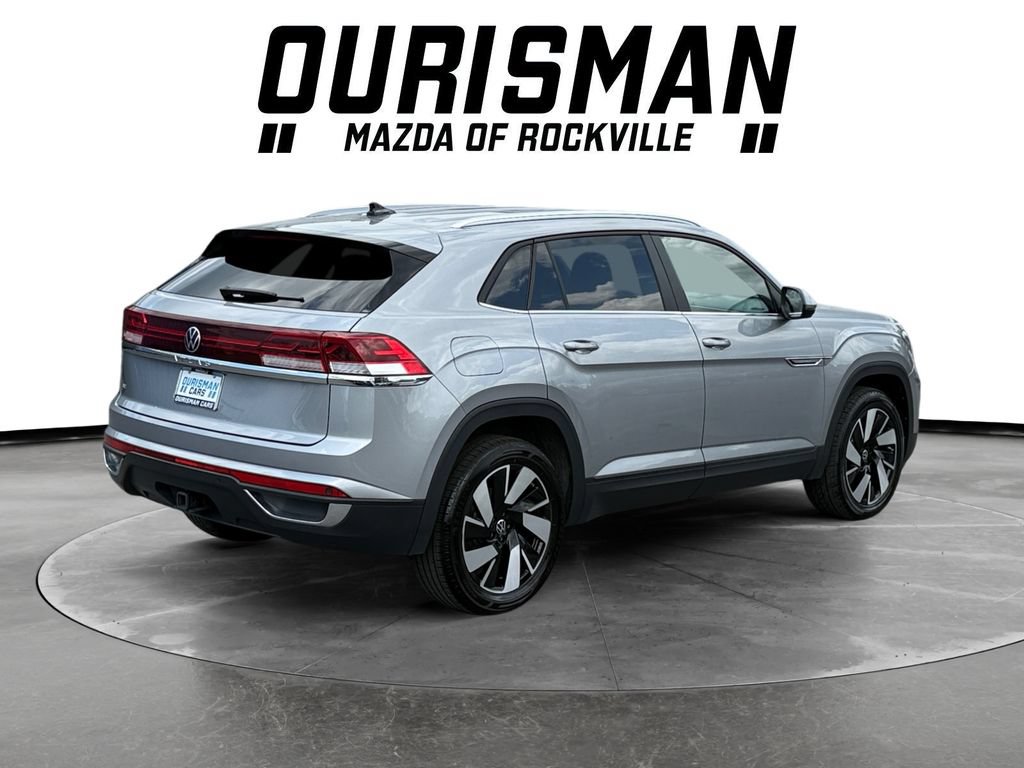 Used 2025 Volkswagen Atlas Cross Sport SE FWD image 6