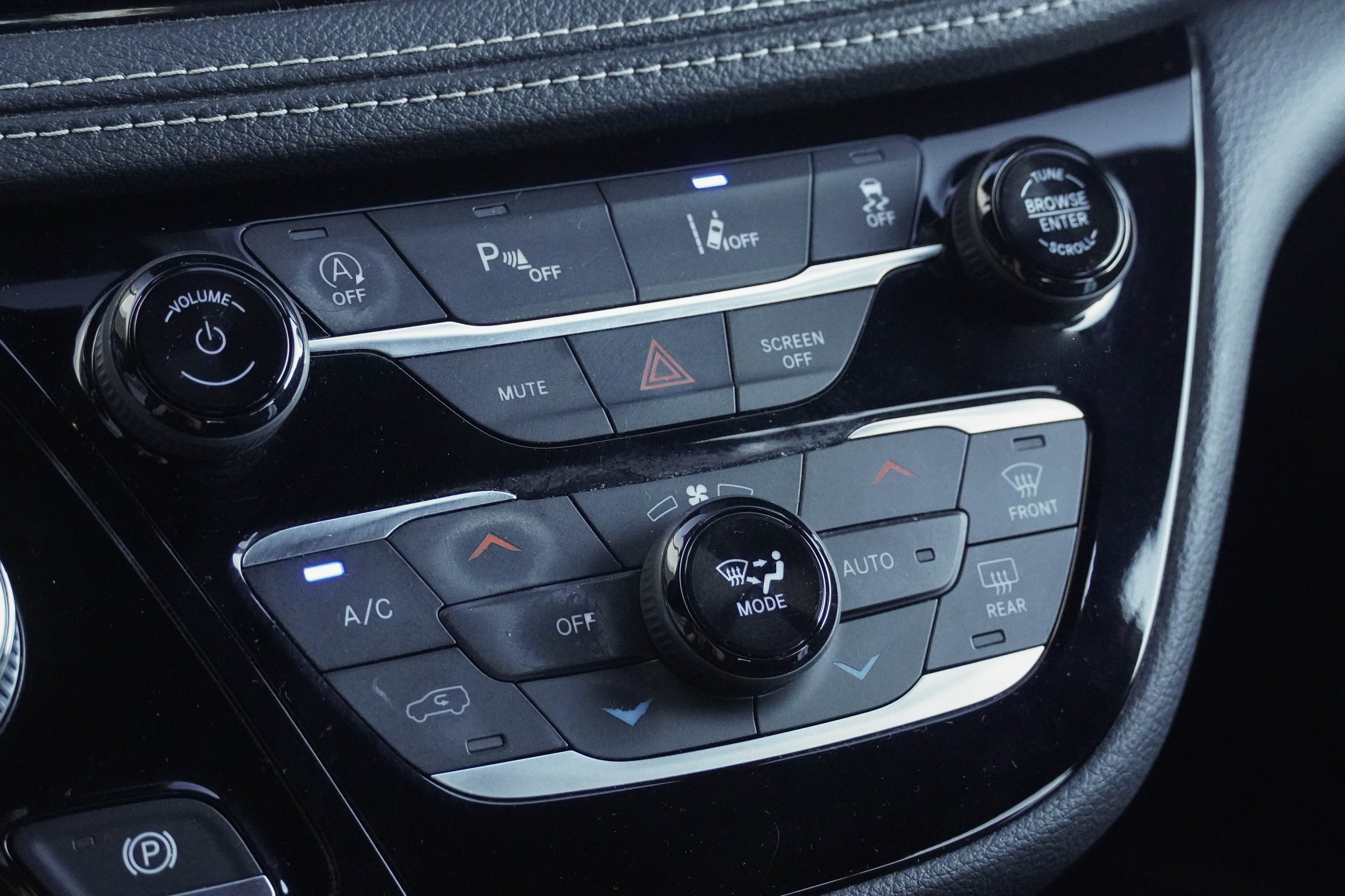 Used 2021 Chrysler Pacifica Touring w/ S Appearance Package FWD image 29