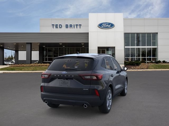 New 2026 Ford Escape ST-Line w/ Tech Pack #1 AWD/4WD image 8